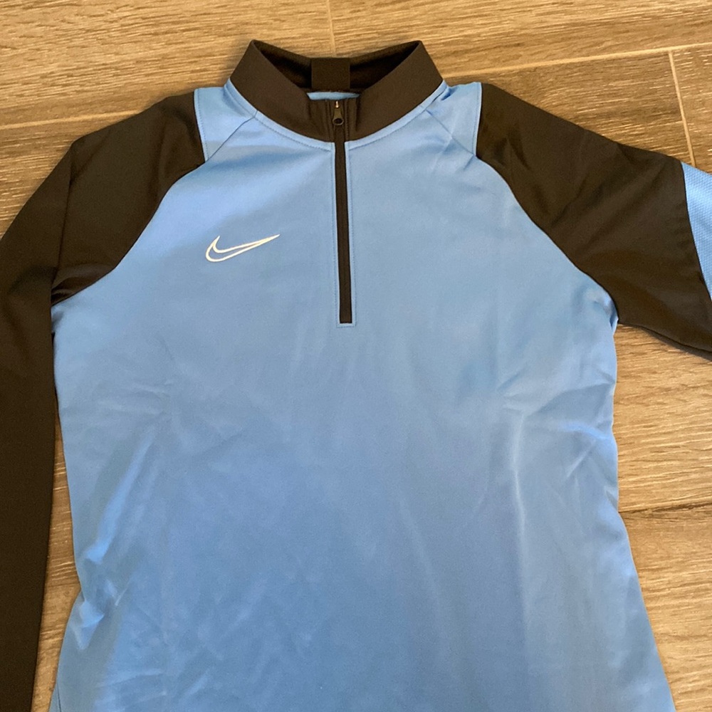 Nike Dri-Fit long sleeve shirt